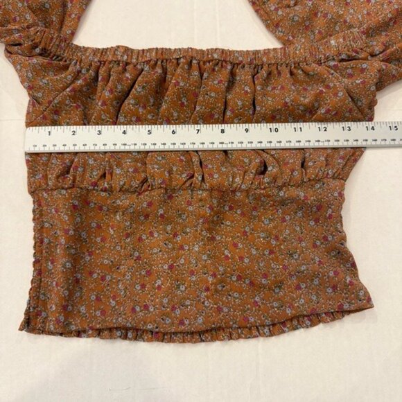 ASTR the label off the shoulder boho floral chiffon sleeve crop top size XS - Picture 9 of 11
